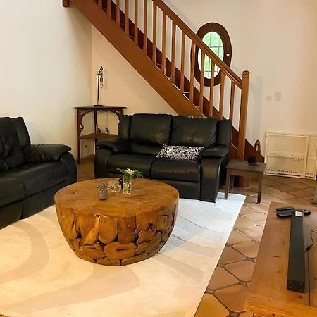 Les Oliviers - Villa 10 People - 5 Min Ardeche Saint-Julien-de-Peyrolas エクステリア 写真