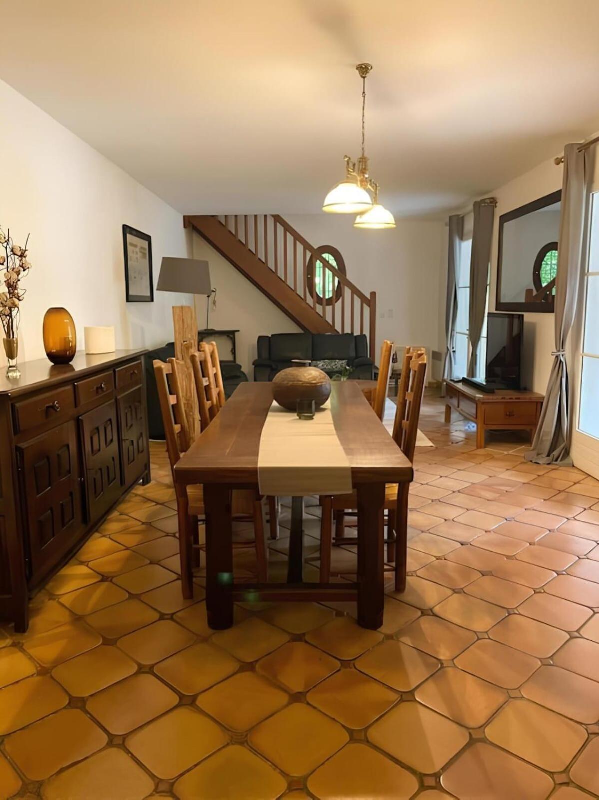 Les Oliviers - Villa 10 People - 5 Min Ardeche Saint-Julien-de-Peyrolas エクステリア 写真